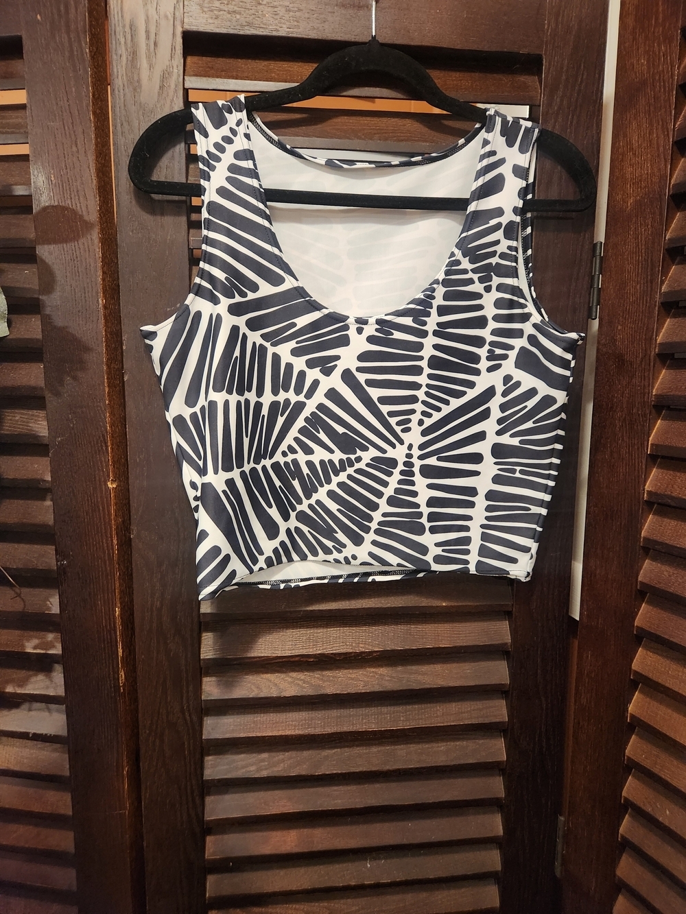 Patterned Blue and White Crop Tank Top - Women